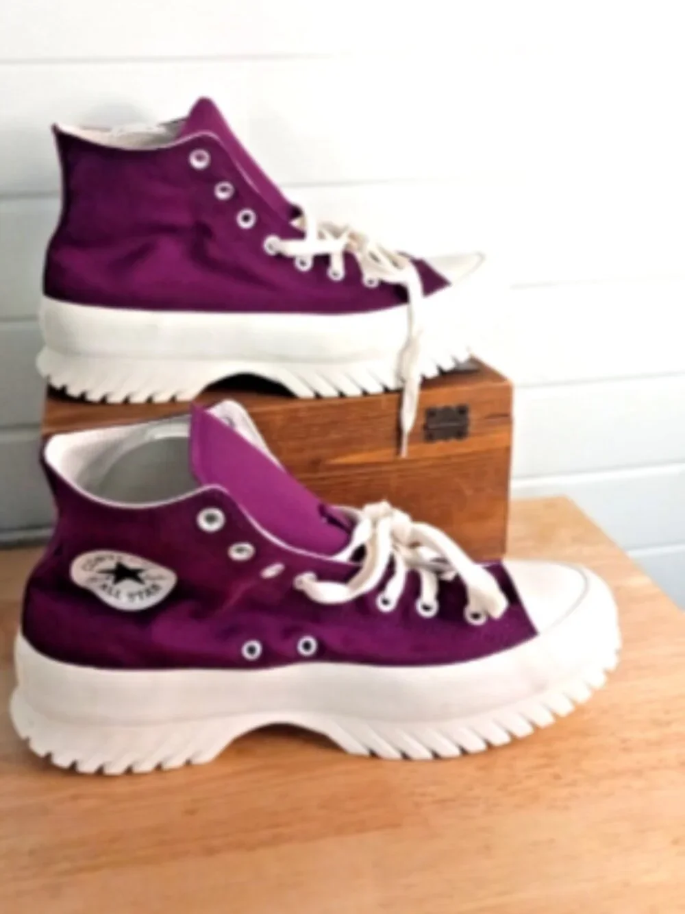 NEW Converse Chuck Taylor Lugged 2.0 High Top Mystic Orchid A03701C Unisex 10.5 - Picture 3 of 9
